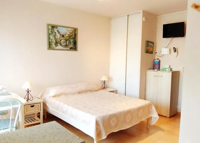 Apartment Agreable Greoux-les-Bains